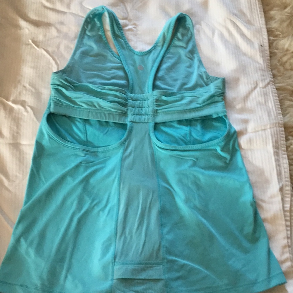Lululemon tank